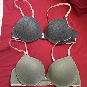 Pair of 2 bras size 36B